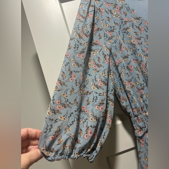 Boutique Dressy Romper - Picture 5 of 7